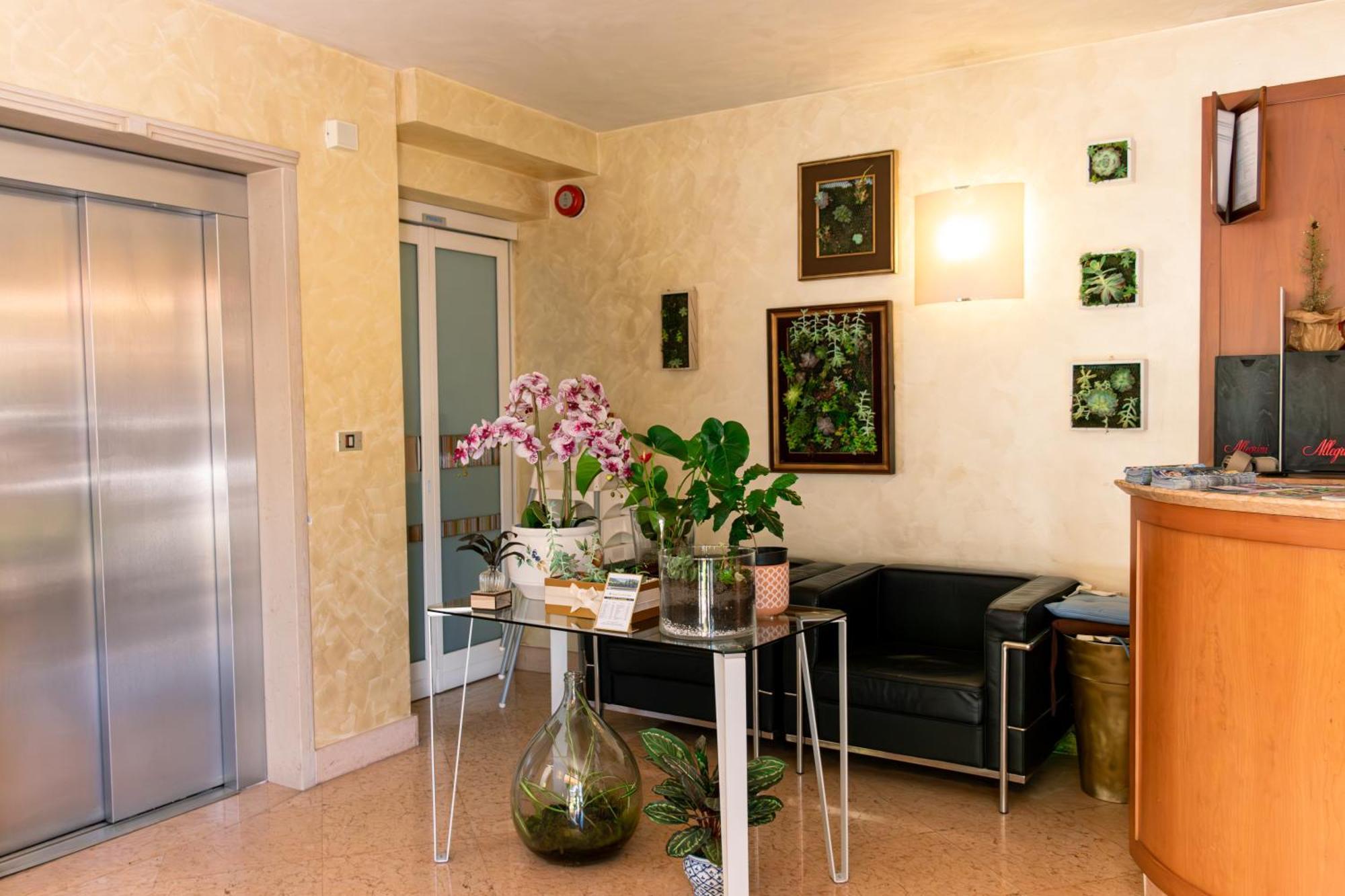 Hotel Dependance Silvestro Гарда Екстериор снимка